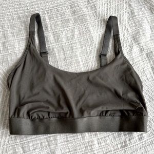 Parade: Luxe Mesh Scoop Bralette - Smokescreen (size 1+)